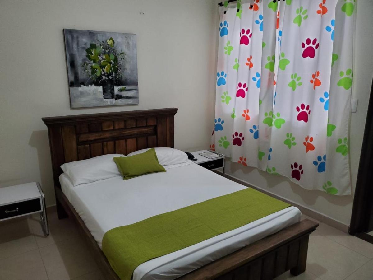 Hotel Cataluna 페레이라 외부 사진